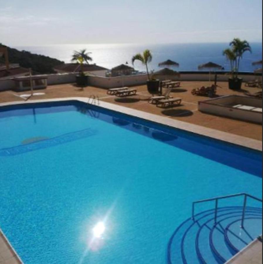 Modern With Sea View In 165 M² + Pool Appartement